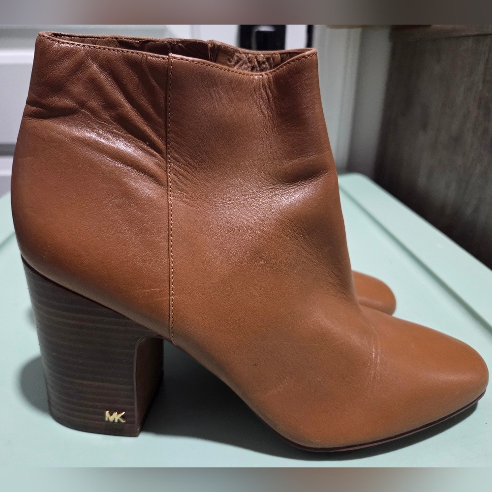 Michael Kors Tan Heeled Boots